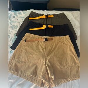 🚨NWOT bundle of 3 Womens North Face hiking shorts. Size 12.